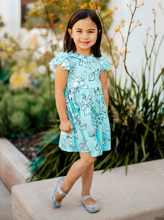 Ruffle Sleeve Little Girls Dress: Floral White Blue /
