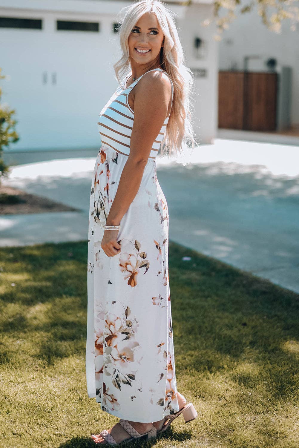 White Striped Floral Print Sleeveless Maxi Dress with Pocket: White / 95%Polyester+5%Elastane / M