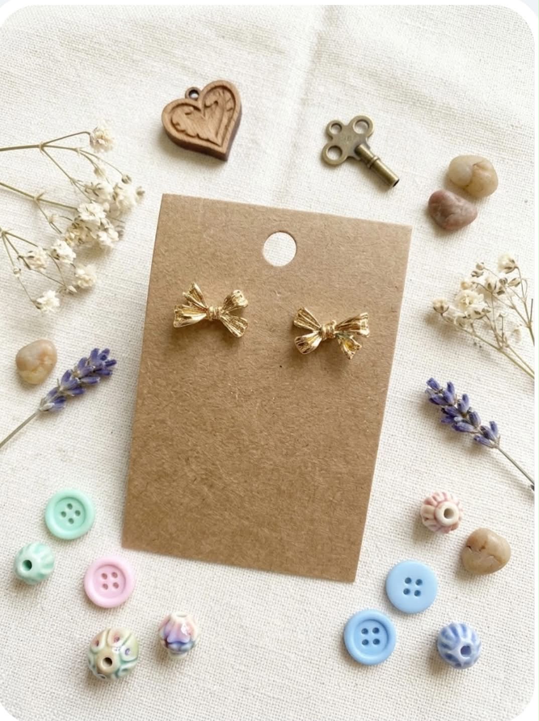 Bow earrings