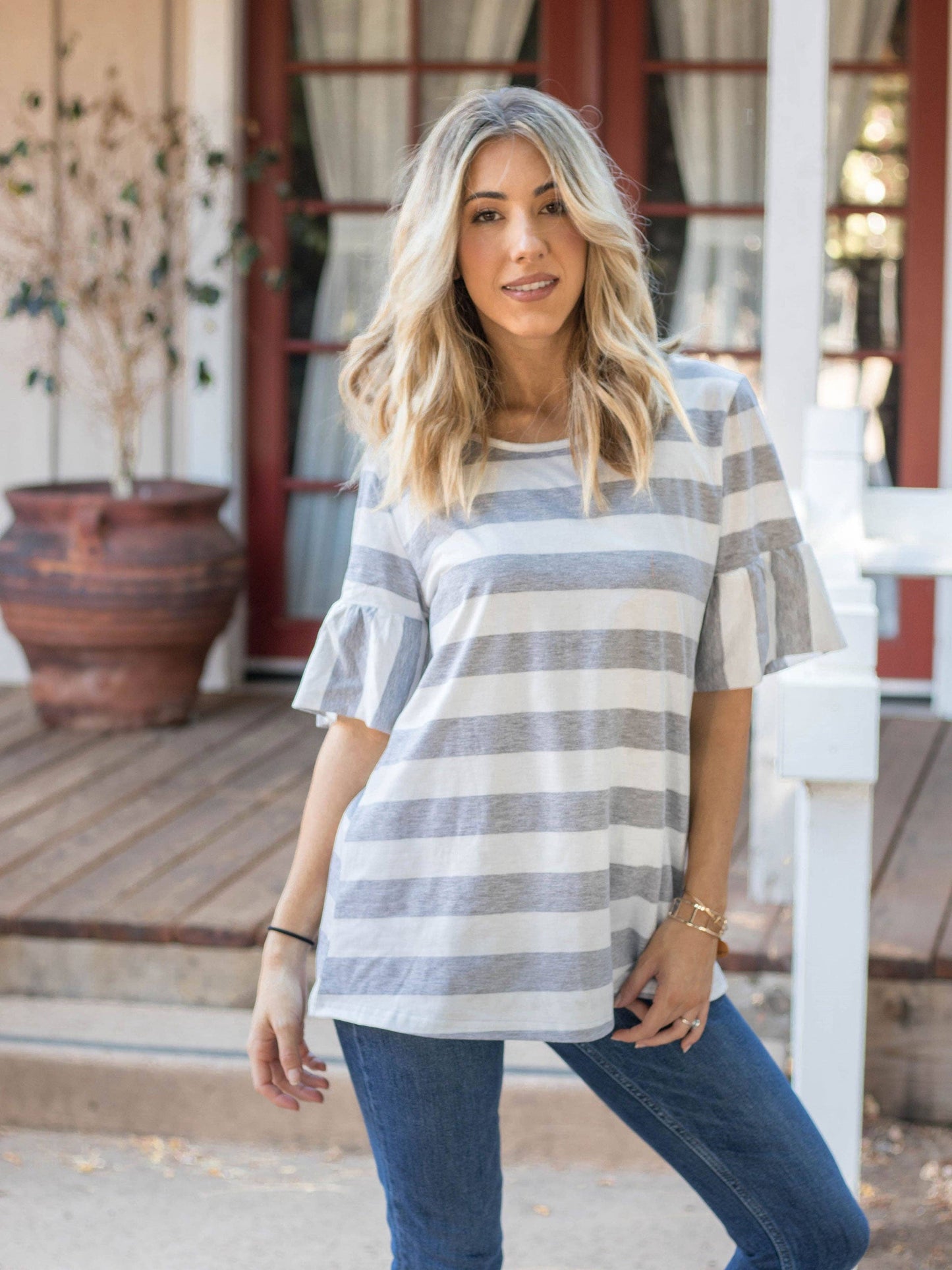 Thick Stripe Flare Sleeve Kamy Top: White Gray /
