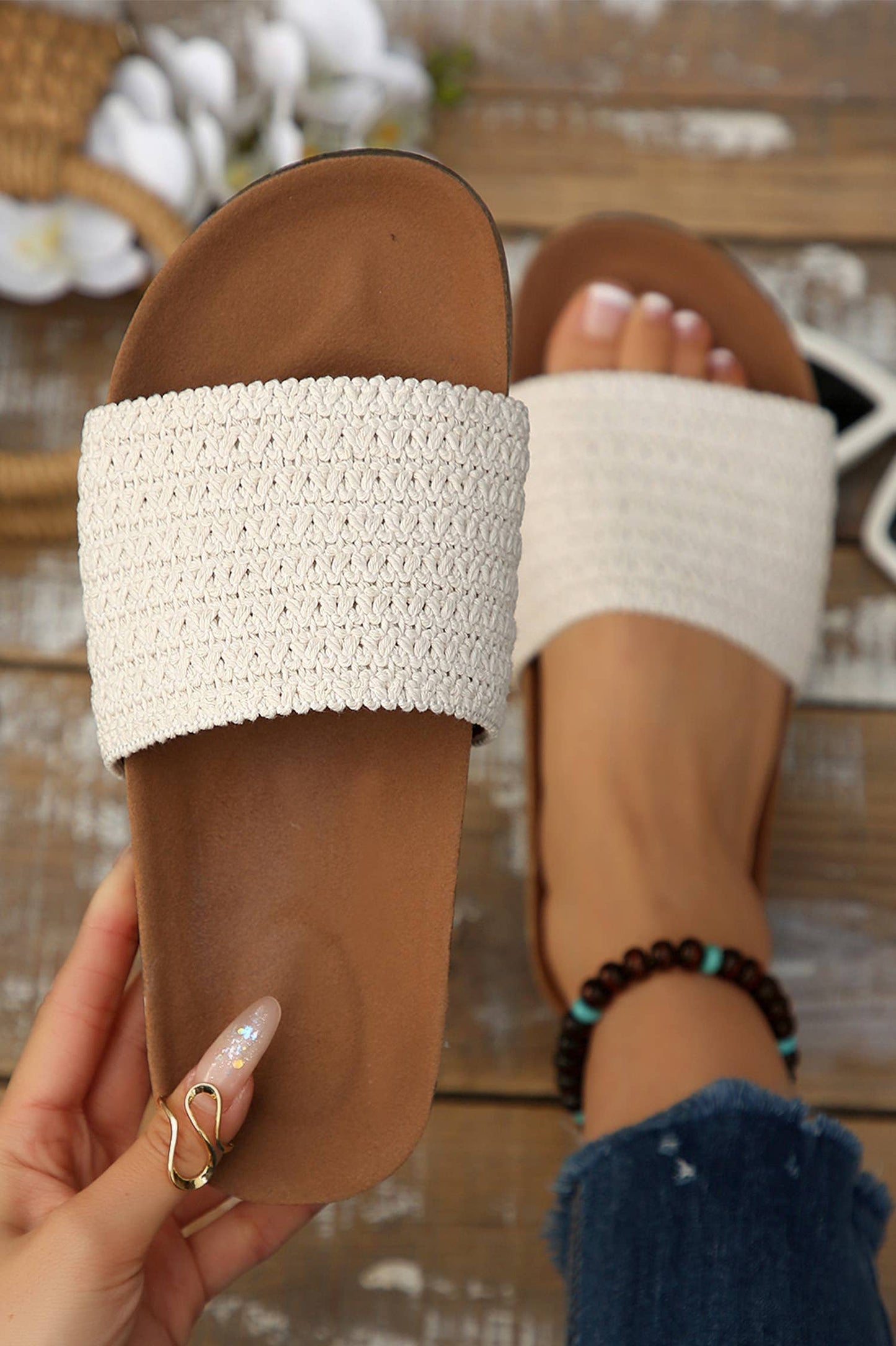 Woven Wide Band Open Toe Flat Slippers: White