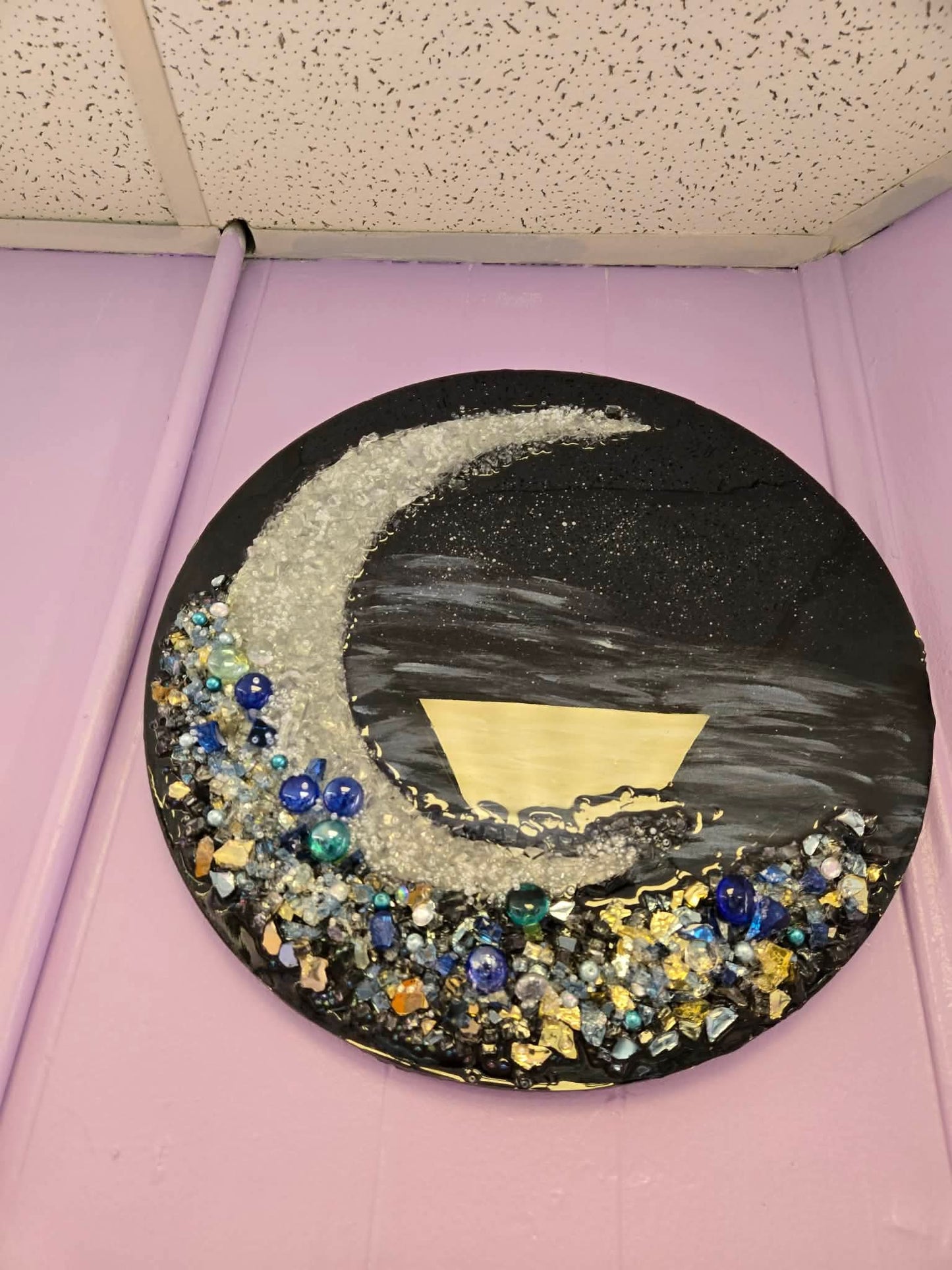 Circle art pieces